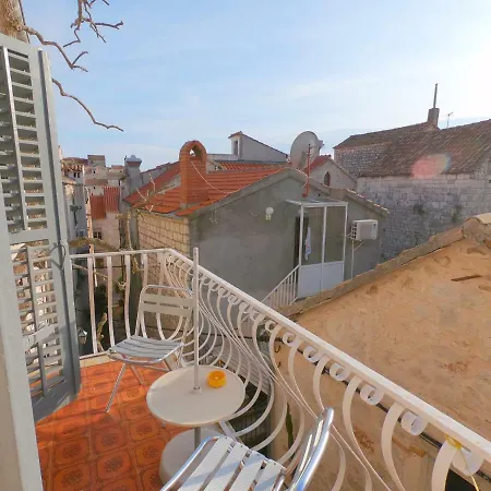 Feriehus Bougainvillea Enjoy Historic Center Of Hvar Town *