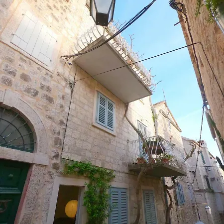 Bougainvillea Enjoy Historic Center Of Hvar Town Feriehus